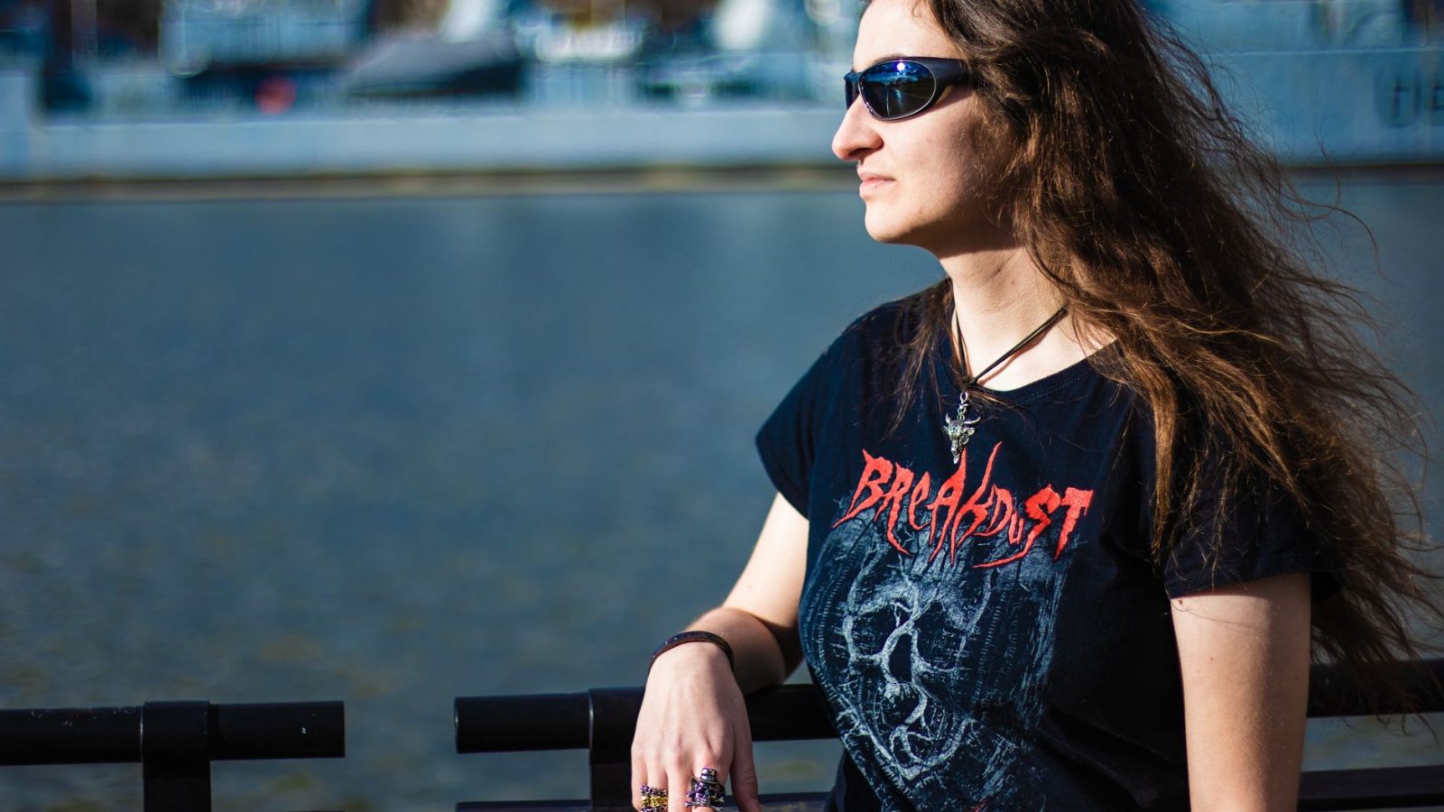 Fan en t-shirt de groupe metal