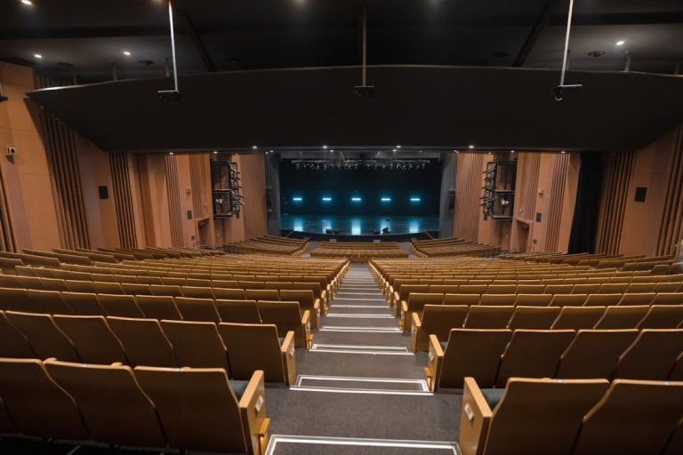 Navette et transport local pour un concert : règles et options