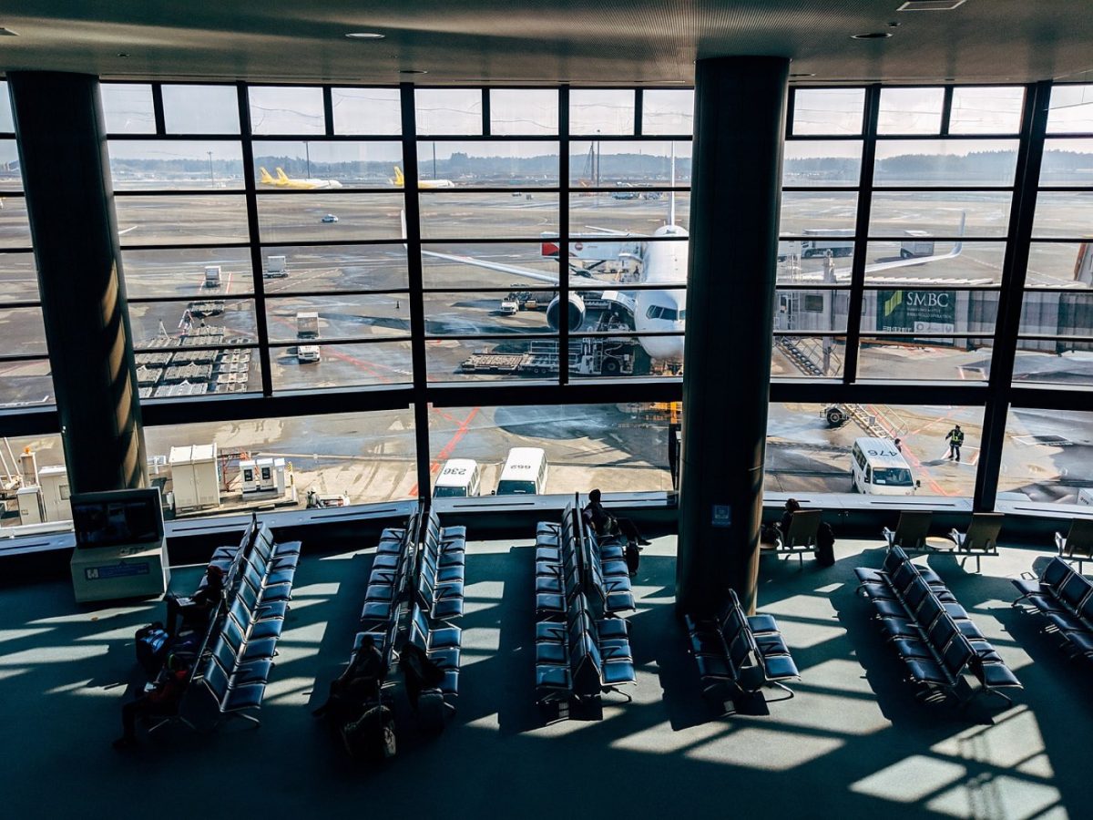 Skyscanner ou KAYAK : quel outil pour un vol vers un festival
