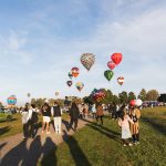 Ballons volants en festival : le repère qu'on voit de loin