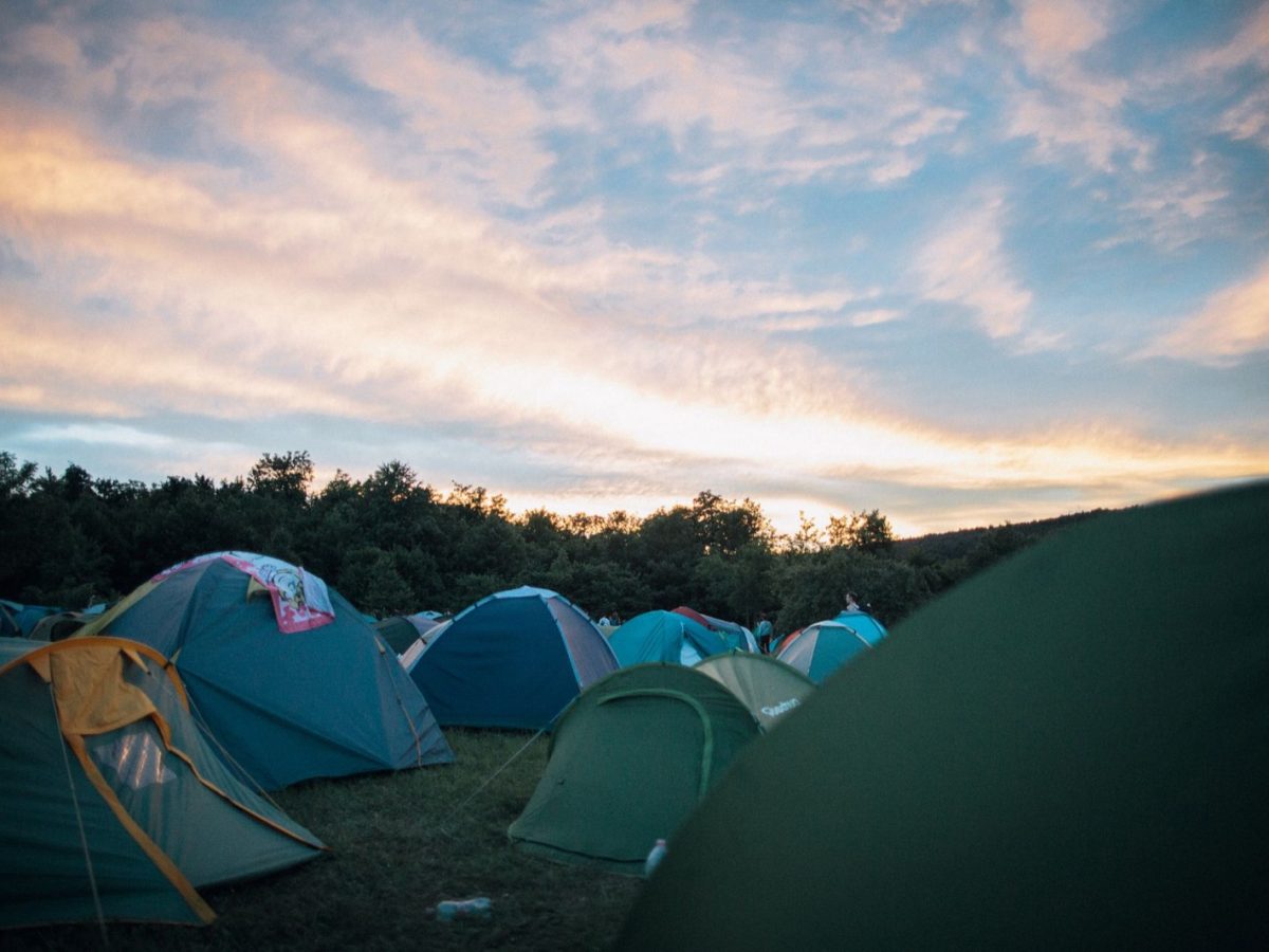 Tente de festival : le bon choix selon météo et durée du séjour
