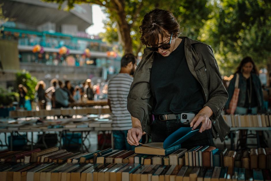 Illustration : festival livre & littérature — Bédéciné - Festival international de la bande dessinée